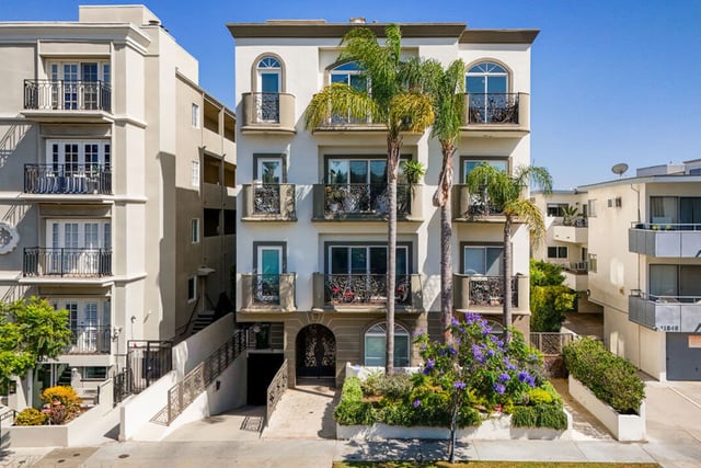 11840 Dorothy Street 302, Los Angeles, CA 90049 — photo 2 of 55