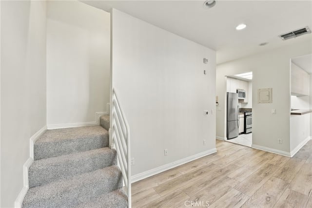 812 Hudson 103, Los Angeles, CA 90038 — photo 14 of 39