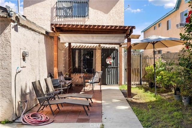 10616 Wilmington, Los Angeles, CA 90002 — photo 4 of 29