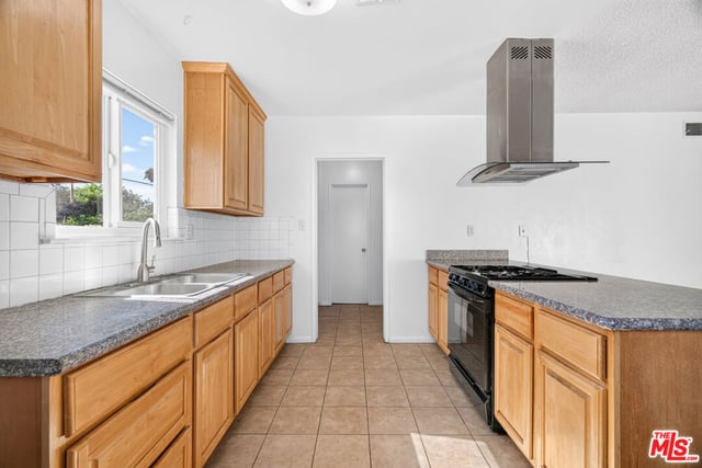 1320 W Farlington Street, West Covina, CA 91790 — photo 14 of 43