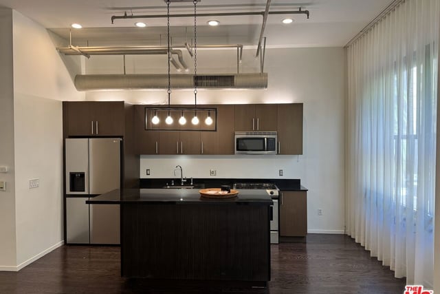 1645 N Vine Street 303, Los Angeles, CA 90028 — photo 10 of 24
