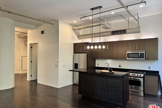 1645 N Vine Street 303, Los Angeles, CA 90028 — photo 12 of 24