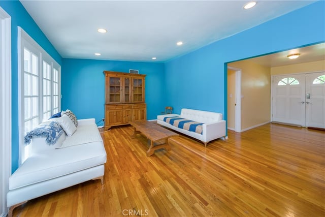 10900 Rathburn Avenue, Porter Ranch, CA 91326 — photo 3 of 26