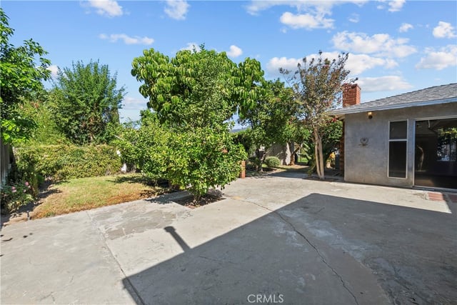 15253 La Valle Street, Sylmar, CA 91342 — photo 31 of 53