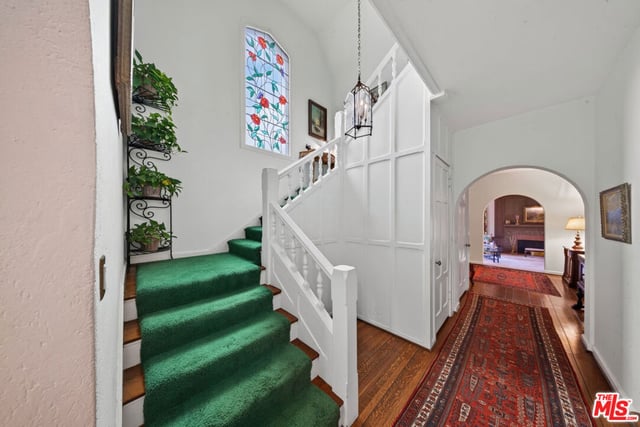 200 S June Street, Los Angeles, CA 90004 — photo 27 of 54