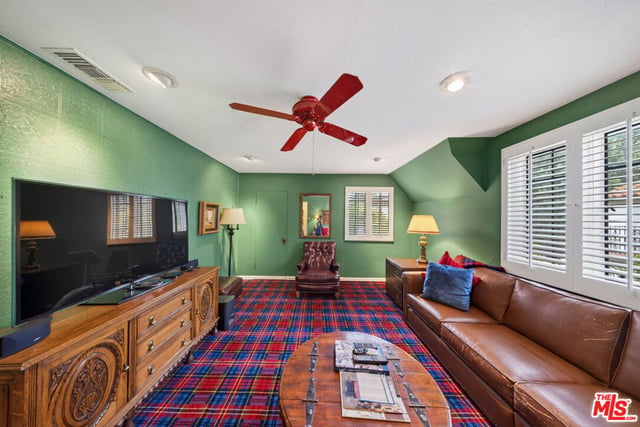 200 S June Street, Los Angeles, CA 90004 — photo 40 of 54