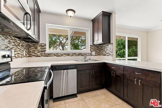 3220 Merrill Drive 18, Torrance, CA 90503 — photo 11 of 42