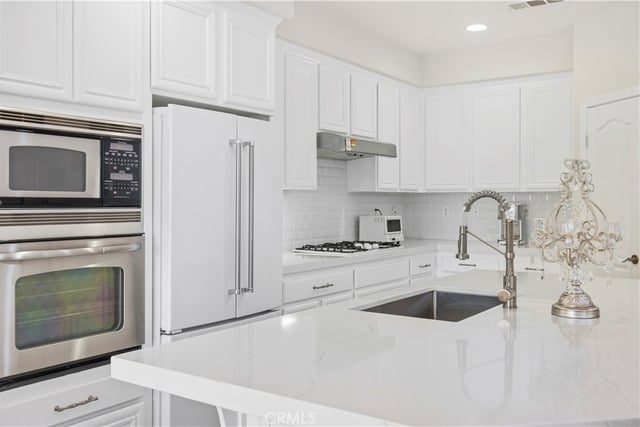 15660 Walt Court, Canyon Country, CA 91387 — photo 17 of 52