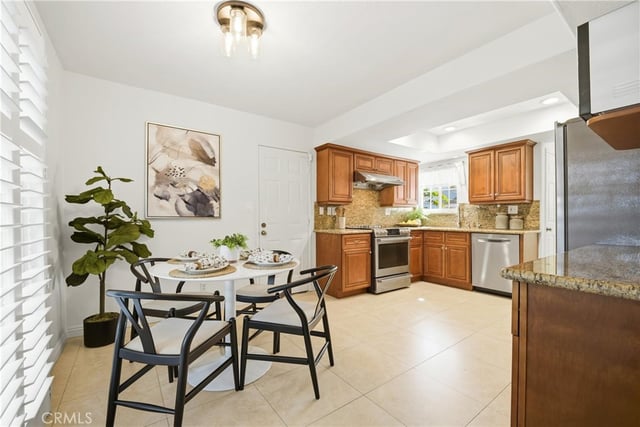 18536 Ashley Avenue, Torrance, CA 90504 — photo 10 of 29