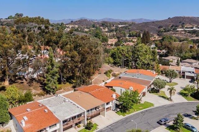 784 N Woodlawn Drive, Thousand Oaks, CA 91360 — photo 32 of 32
