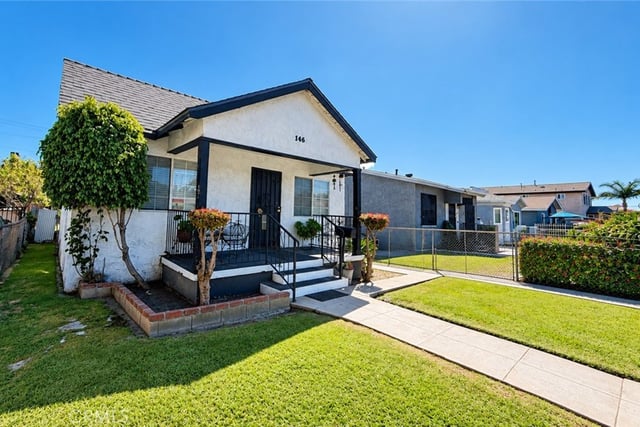 146 E 85th Street, Los Angeles, CA 90003 — photo 4 of 18