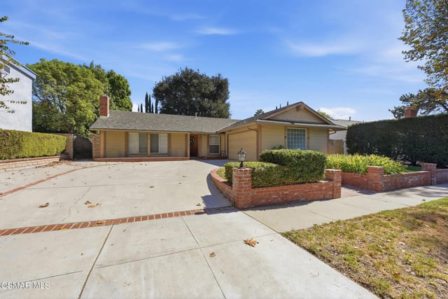 2106 Fernwood Court, Simi Valley, CA 93065 — photo 40 of 58