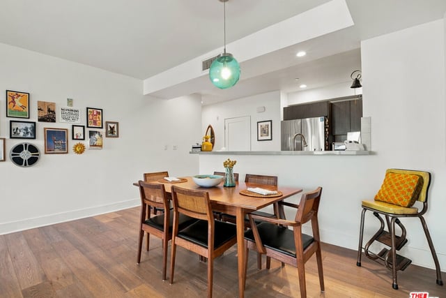 118 N Kings Road 301, Los Angeles, CA 90048 — photo 14 of 54