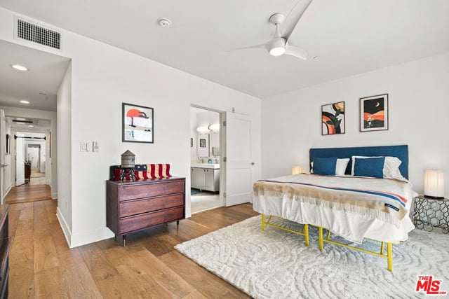 118 N Kings Road 301, Los Angeles, CA 90048 — photo 22 of 54