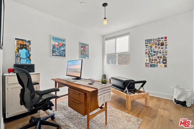 118 N Kings Road 301, Los Angeles, CA 90048 — photo 29 of 54