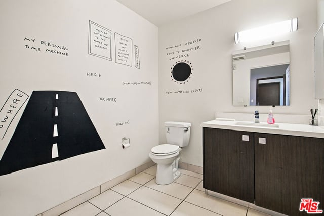 118 N Kings Road 301, Los Angeles, CA 90048 — photo 44 of 54