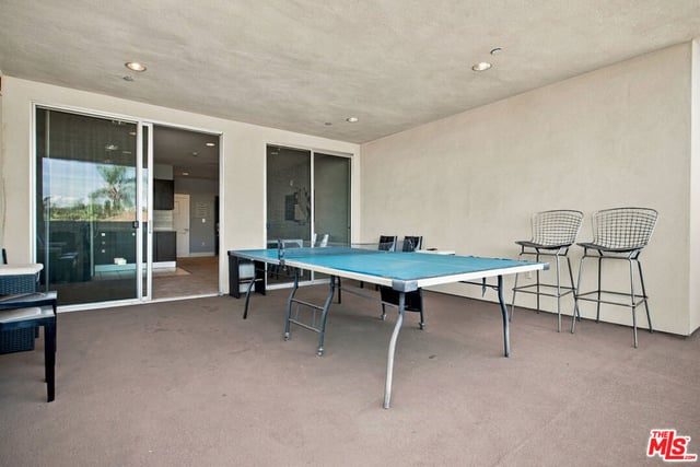 118 N Kings Road 301, Los Angeles, CA 90048 — photo 50 of 54