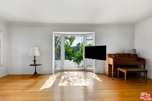 3024 Manning Avenue, Los Angeles, CA 90064 — photo 3 of 41