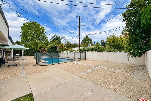 10400 Canby Avenue, Porter Ranch, CA 91326 — photo 13 of 15