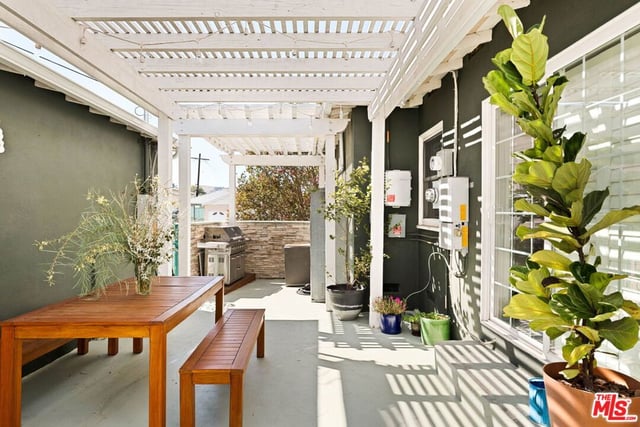 2533 Lombardy Boulevard, Los Angeles, CA 90032 — photo 30 of 43