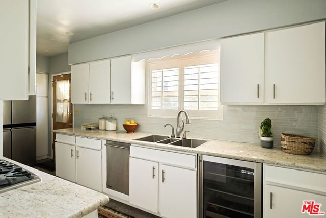 2533 Lombardy Boulevard, Los Angeles, CA 90032 — photo 9 of 43