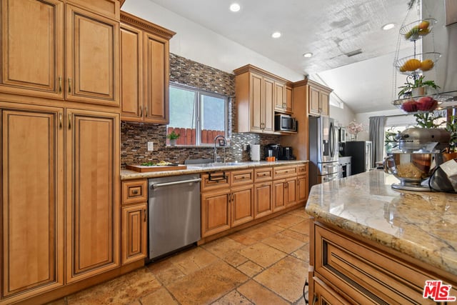 5507 Hermitage Avenue, Valley Village, CA 91607 — photo 30 of 66