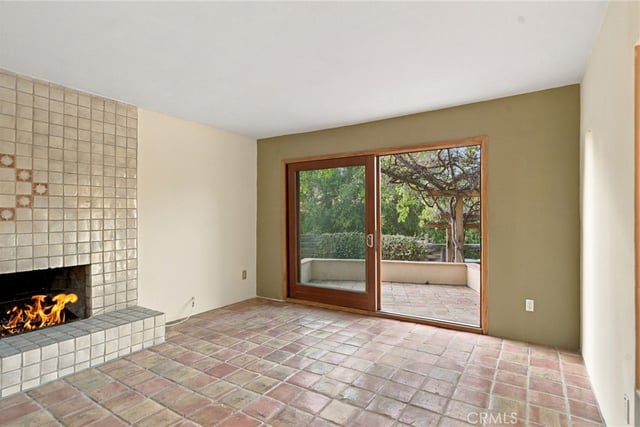 4164 Prasa Road, Woodland Hills, CA 91364 — photo 4 of 22