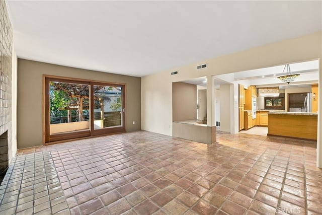 4164 Prasa Road, Woodland Hills, CA 91364 — photo 7 of 22