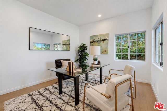 17615 Corinthian Drive, Encino, CA 91316 — photo 28 of 39