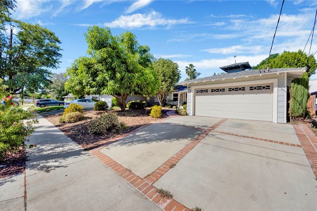 14013 Cohasset Street, Van Nuys, CA 91405 — photo 2 of 40