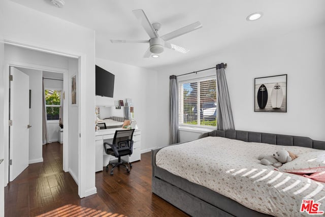 17807 Collins Street, Encino, CA 91316 — photo 13 of 26