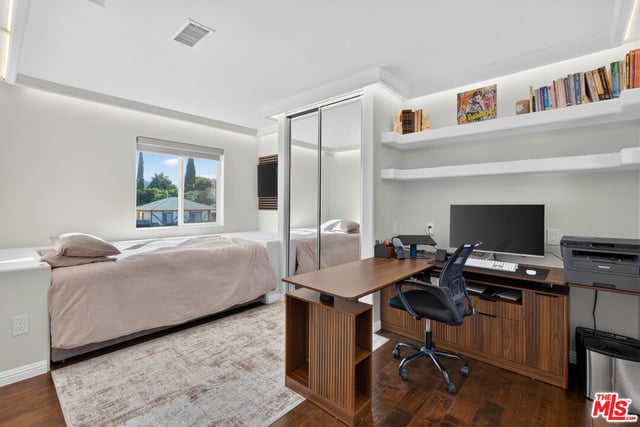 17807 Collins Street, Encino, CA 91316 — photo 17 of 26