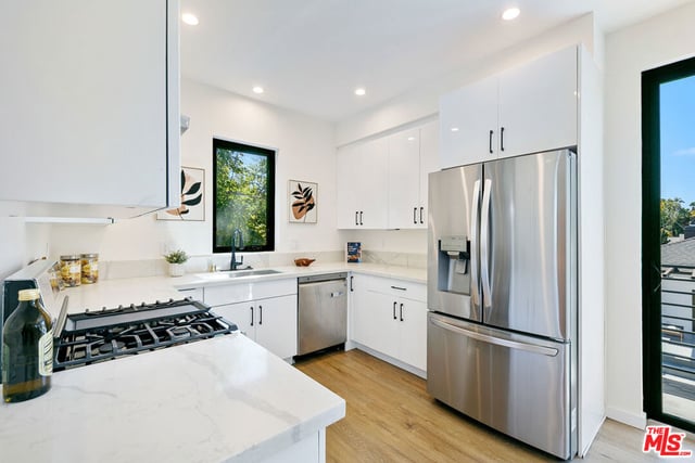 2646 Westwood Boulevard, Los Angeles, CA 90064 — photo 35 of 54