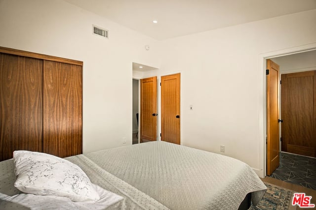 4600 El Caballero Drive, Tarzana, CA 91356 — photo 25 of 74