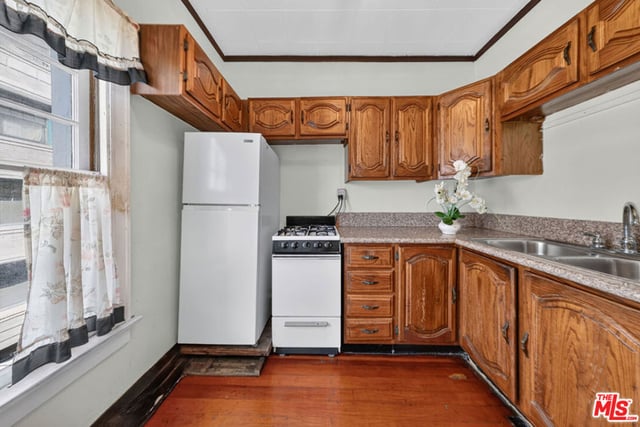 2121 James M Wood Boulevard 202, Los Angeles, CA 90006 — photo 26 of 65