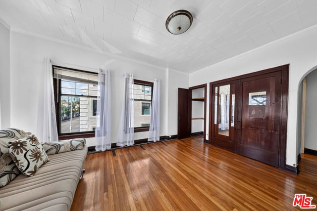 2121 James M Wood Boulevard 202, Los Angeles, CA 90006 — photo 34 of 65