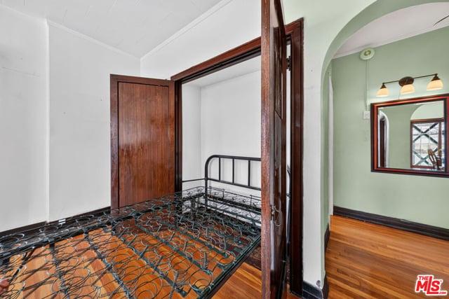 2121 James M Wood Boulevard 202, Los Angeles, CA 90006 — photo 41 of 65