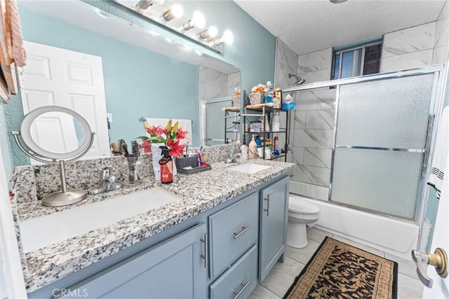 698 W Phillips, Pomona, CA 91766 — photo 11 of 35