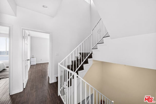 4823 Elmwood Avenue C, Los Angeles, CA 90004 — photo 19 of 30