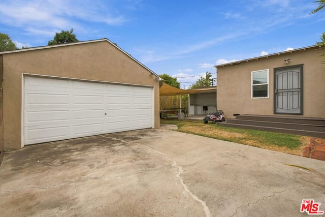 1833 Armacost Avenue, Los Angeles, CA 90025 — photo 33 of 39