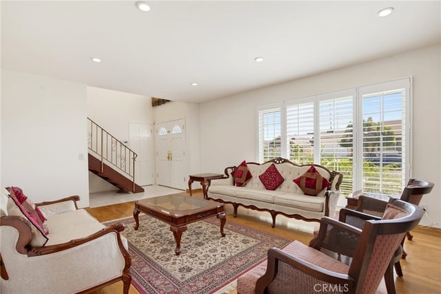 11233 Rockfield Drive, Arcadia, CA 91006 — photo 4 of 39