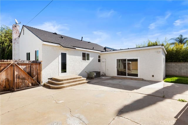 4410 Rosada Street, Long Beach, CA 90815 — photo 26 of 32