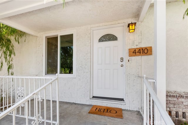 4410 Rosada Street, Long Beach, CA 90815 — photo 6 of 32