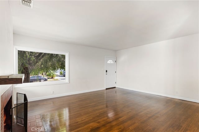4410 Rosada Street, Long Beach, CA 90815 — photo 9 of 32