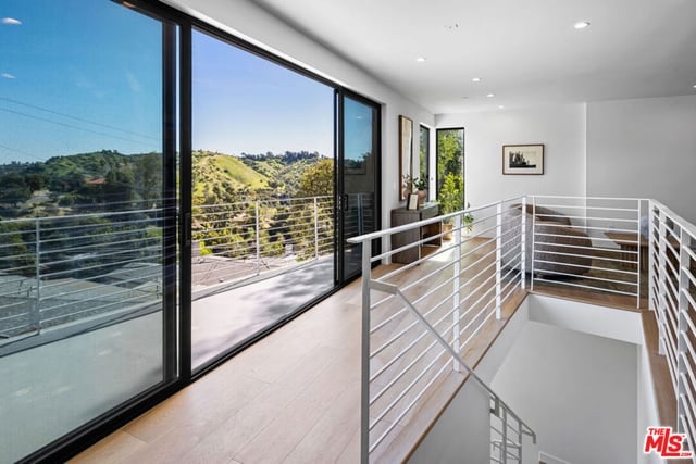 4683 Glenalbyn Drive, Los Angeles, CA 90065 — photo 4 of 28