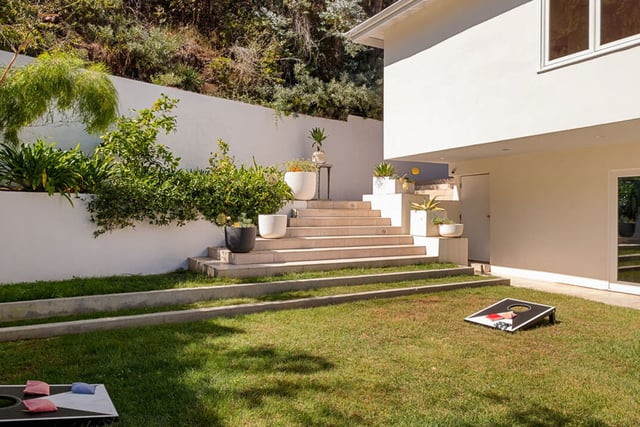 1759 N Beverly Drive, Beverly Hills, CA 90210 — photo 30 of 35