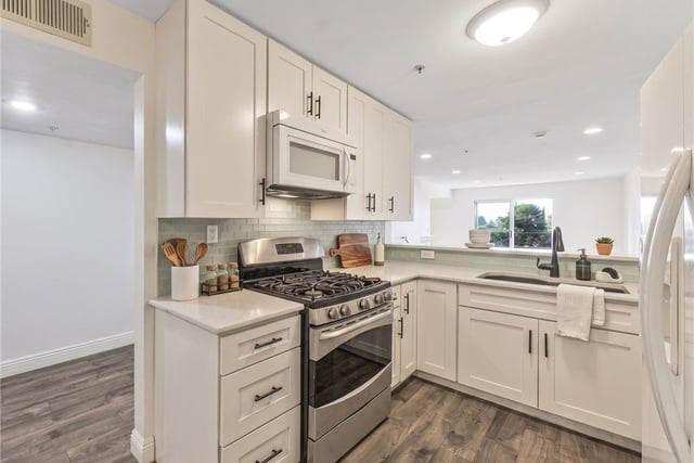 1775 Ohio, Long Beach, CA 90804 — photo 15 of 48