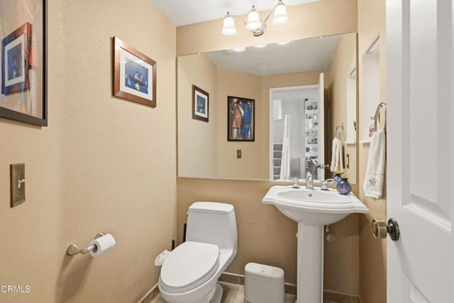 5968 Paseo Encantada, Camarillo, CA 93012 — photo 7 of 34