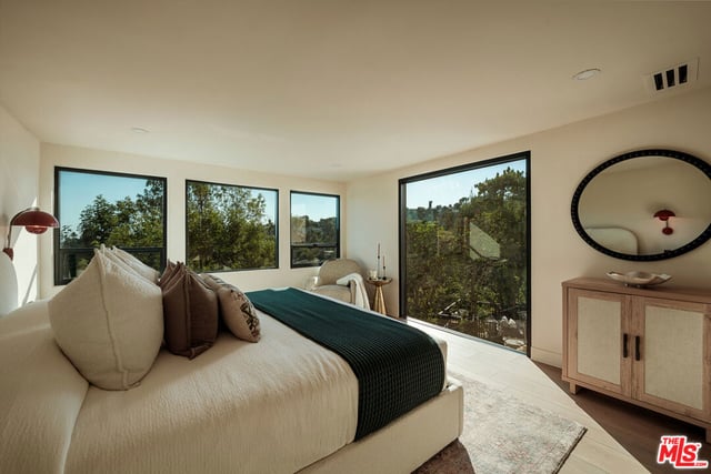 579 Crane Boulevard, Los Angeles, CA 90065 — photo 16 of 63