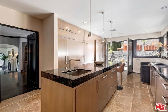 3300 N Knoll Drive, Los Angeles, CA 90068 — photo 17 of 75
